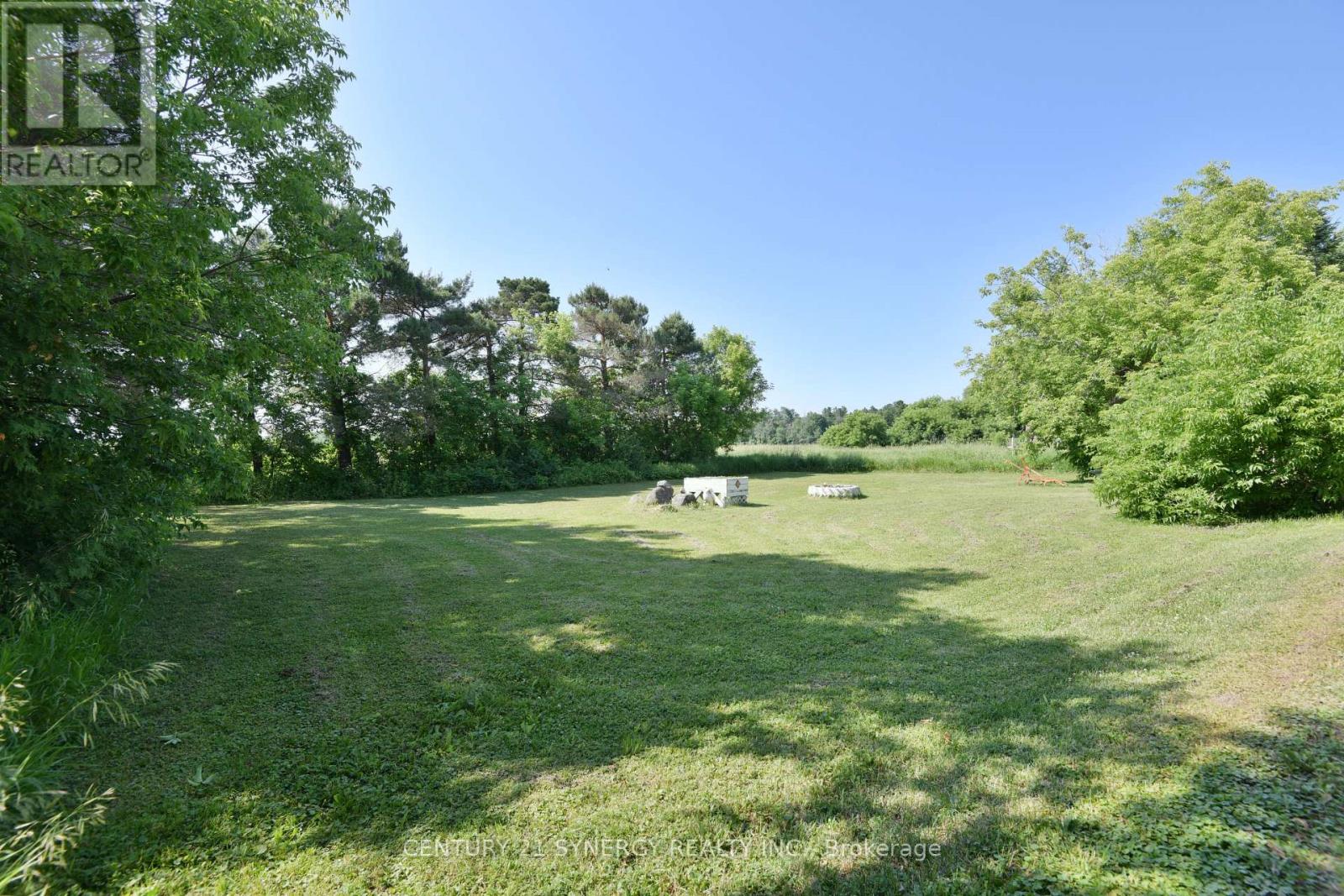 Photo 33 of 1519 Russett Drive, Mcnab Braeside ON