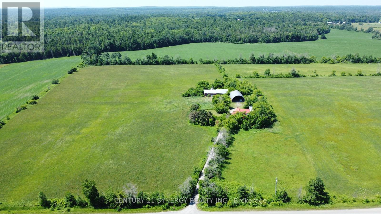 Photo 25 of 1519 Russett Drive, Mcnab Braeside ON