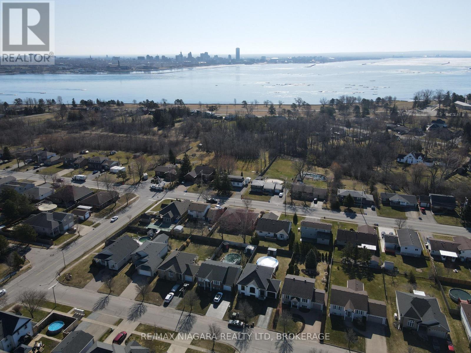 Photo 39 of 349 Albany Street, Fort Erie ON