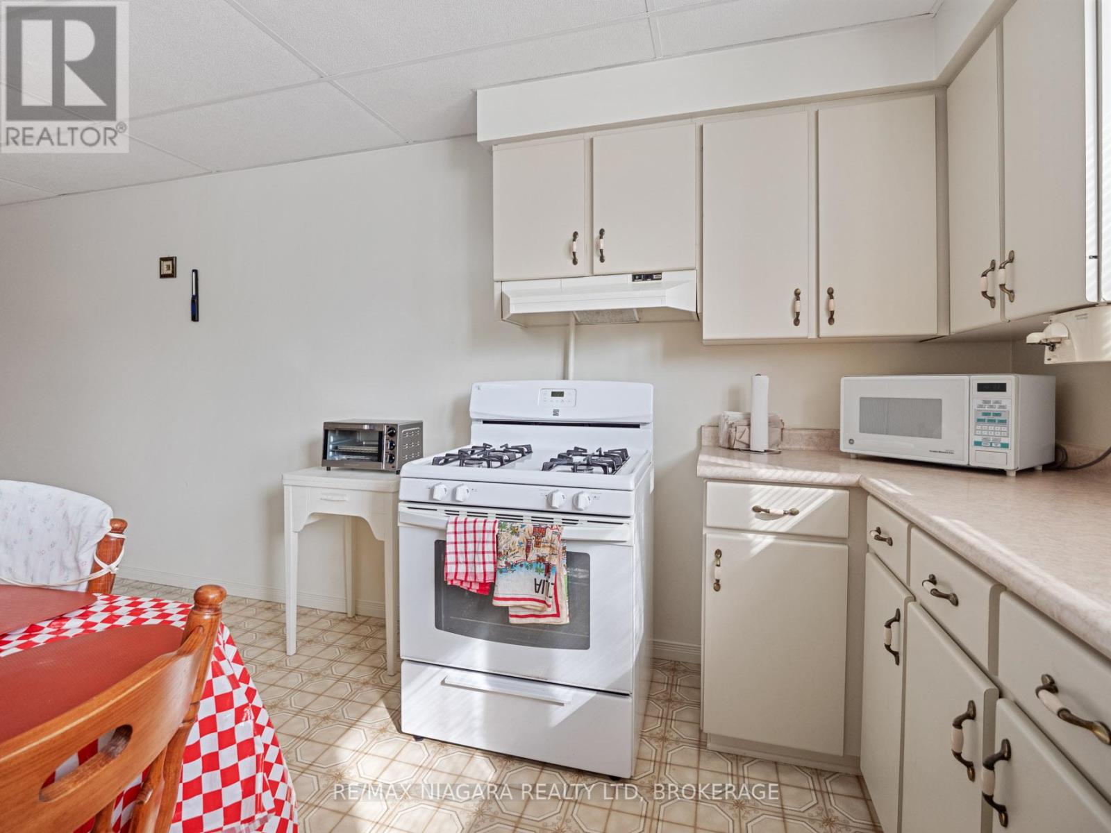 Photo 33 of 349 Albany Street, Fort Erie ON