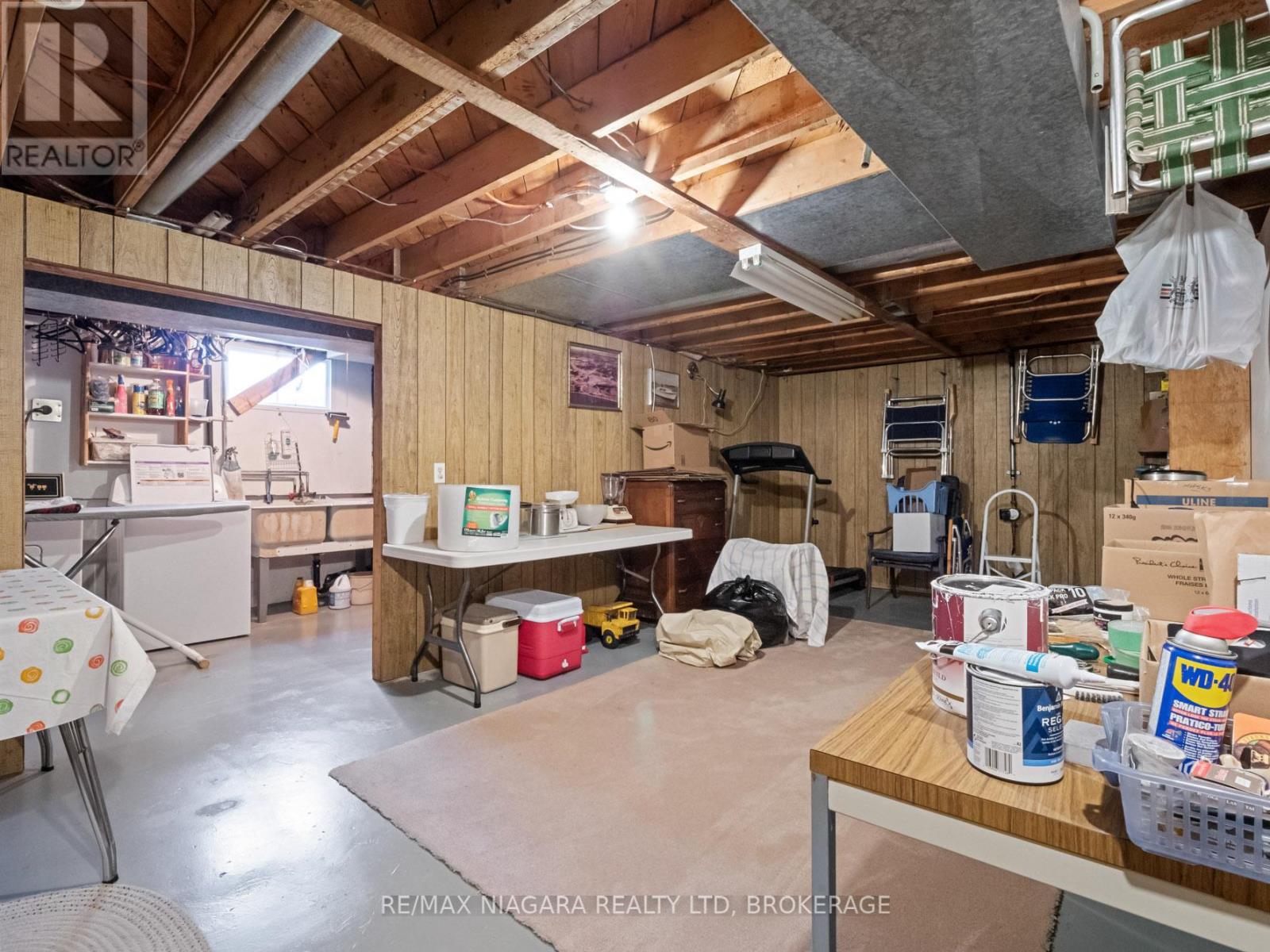 Photo 24 of 134 Champlain Drive N, Fort Erie ON