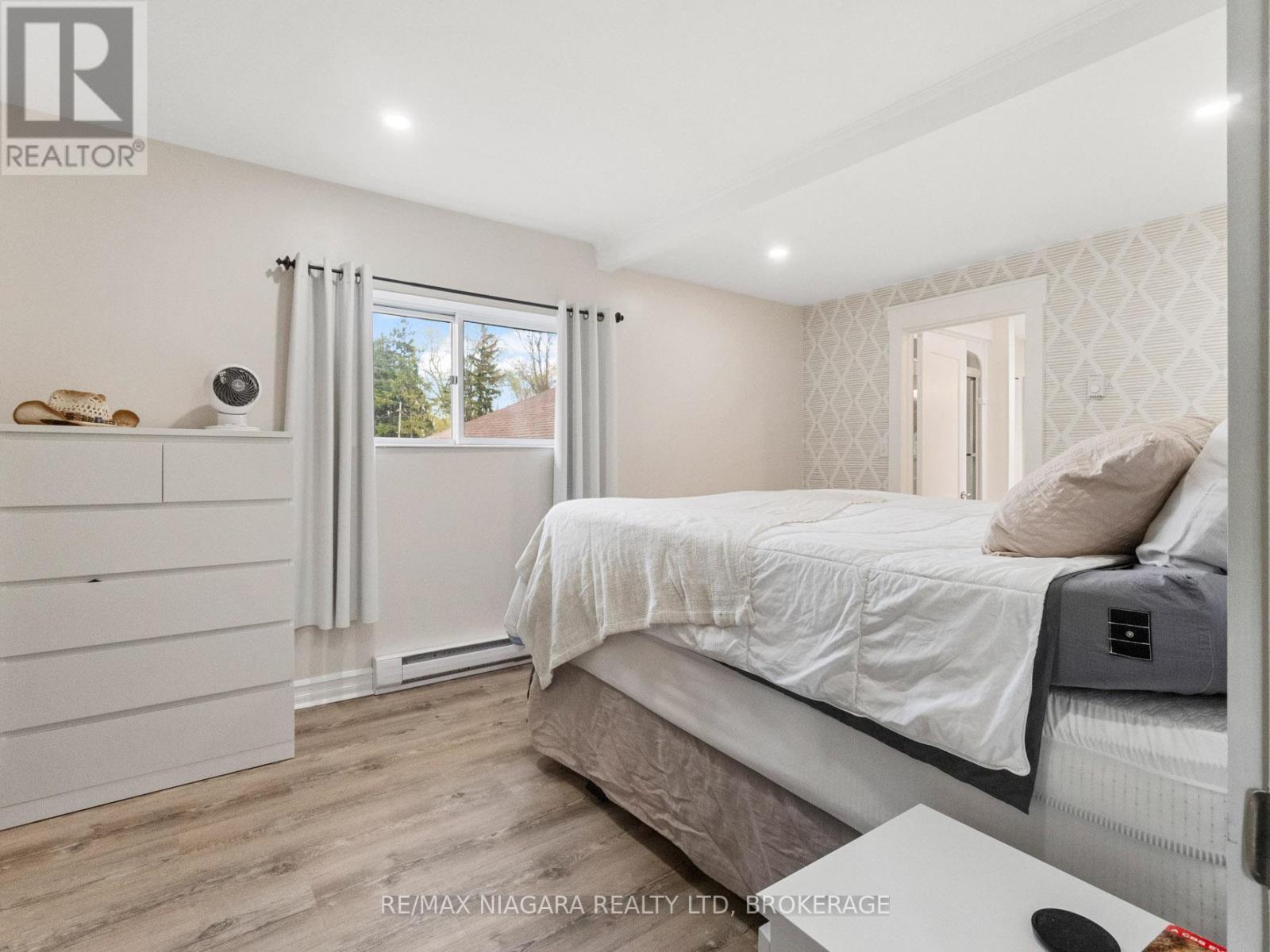 Photo 24 of 606 Scott Avenue, Fort Erie ON