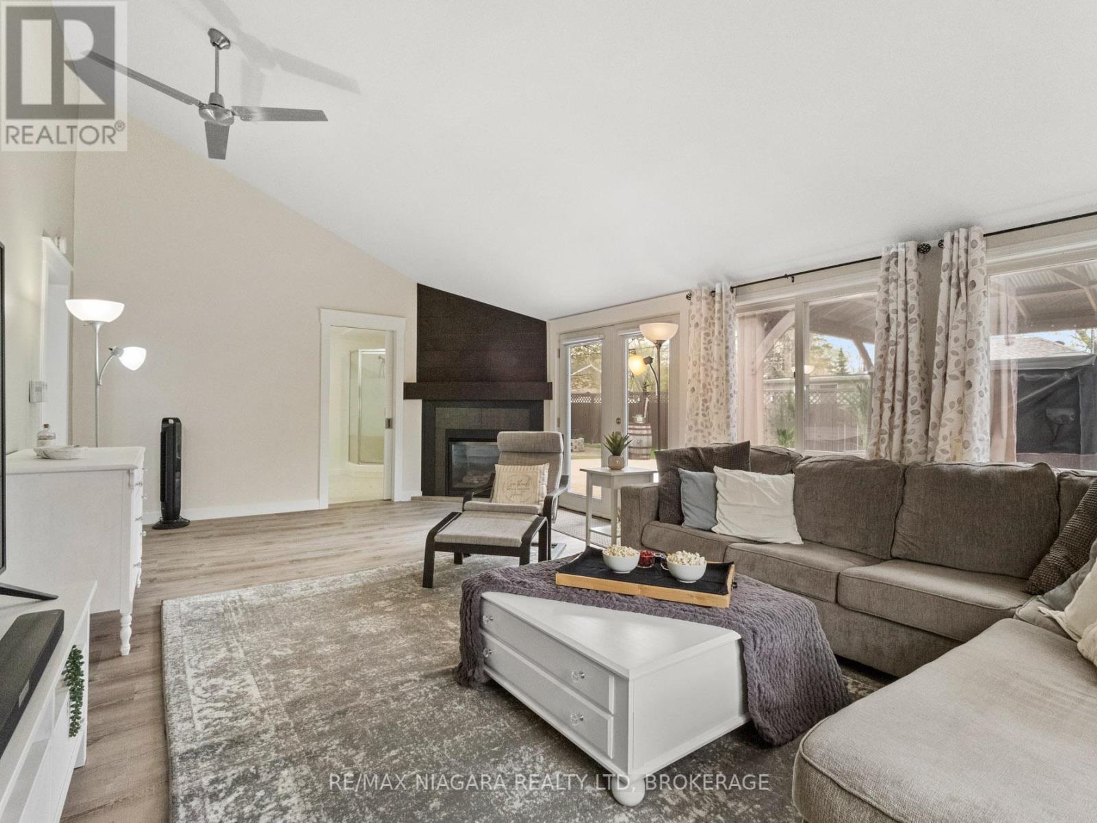Photo 10 of 606 Scott Avenue, Fort Erie ON