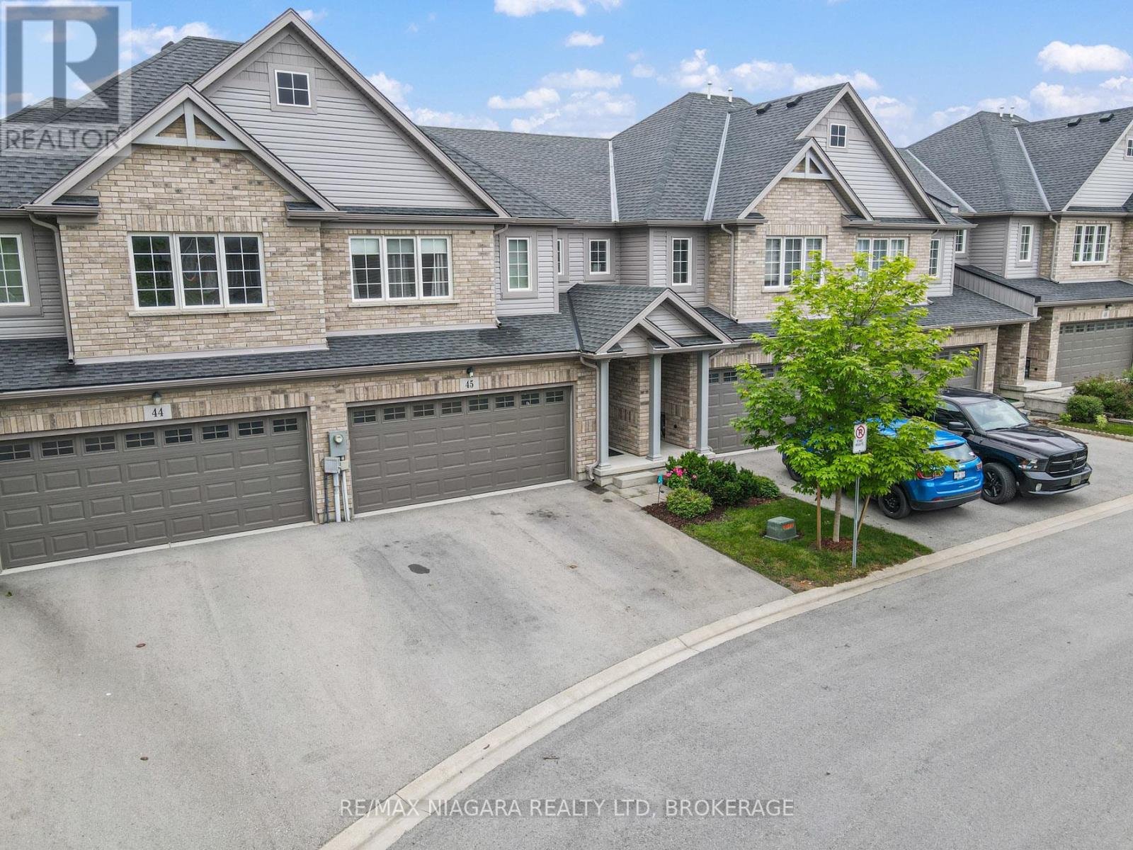 Photo 2 of 45 340 Prospect Point Road N, Fort Erie ON