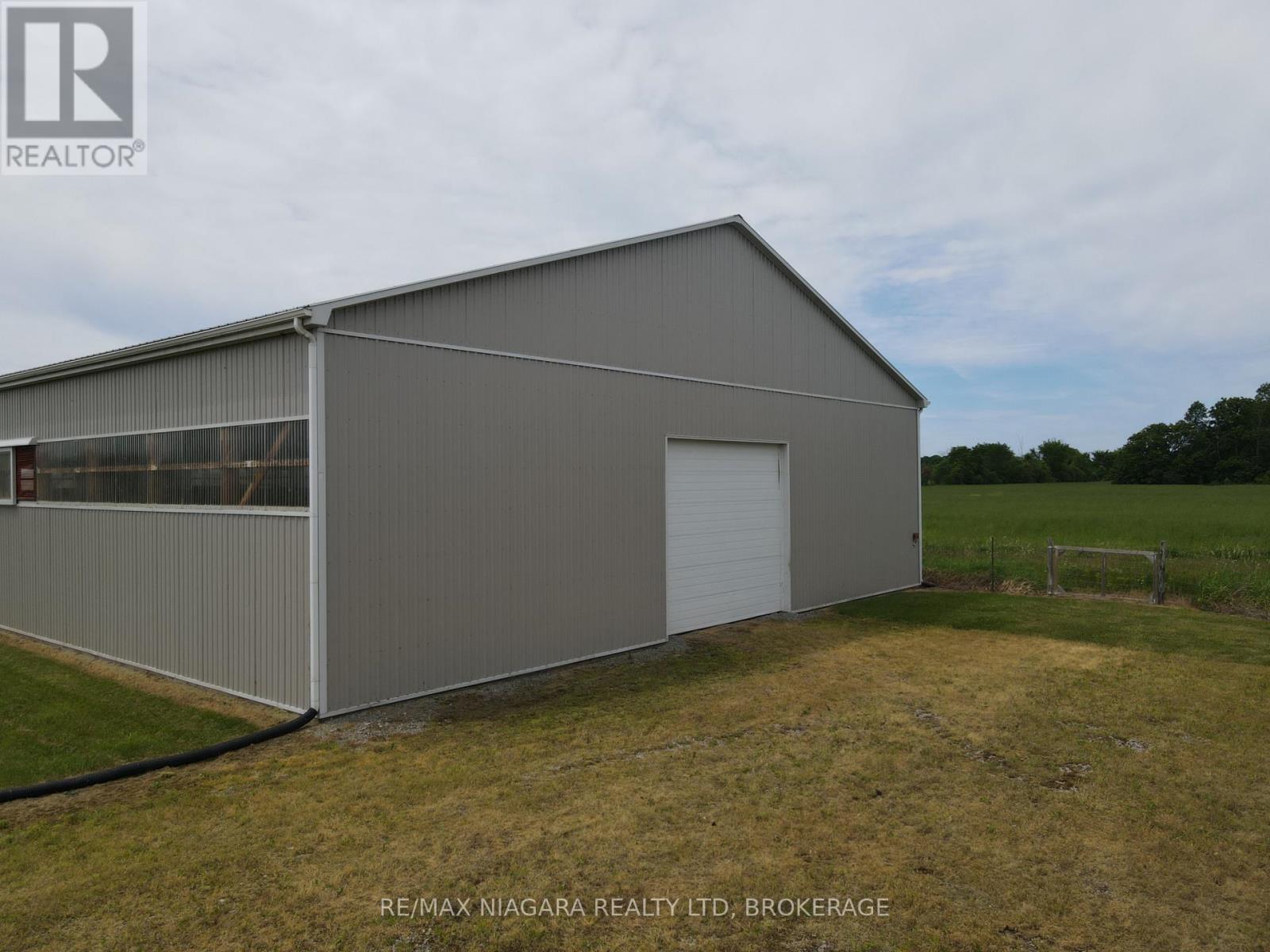 Photo 7 of 4300 Gilmore Road, Fort Erie ON