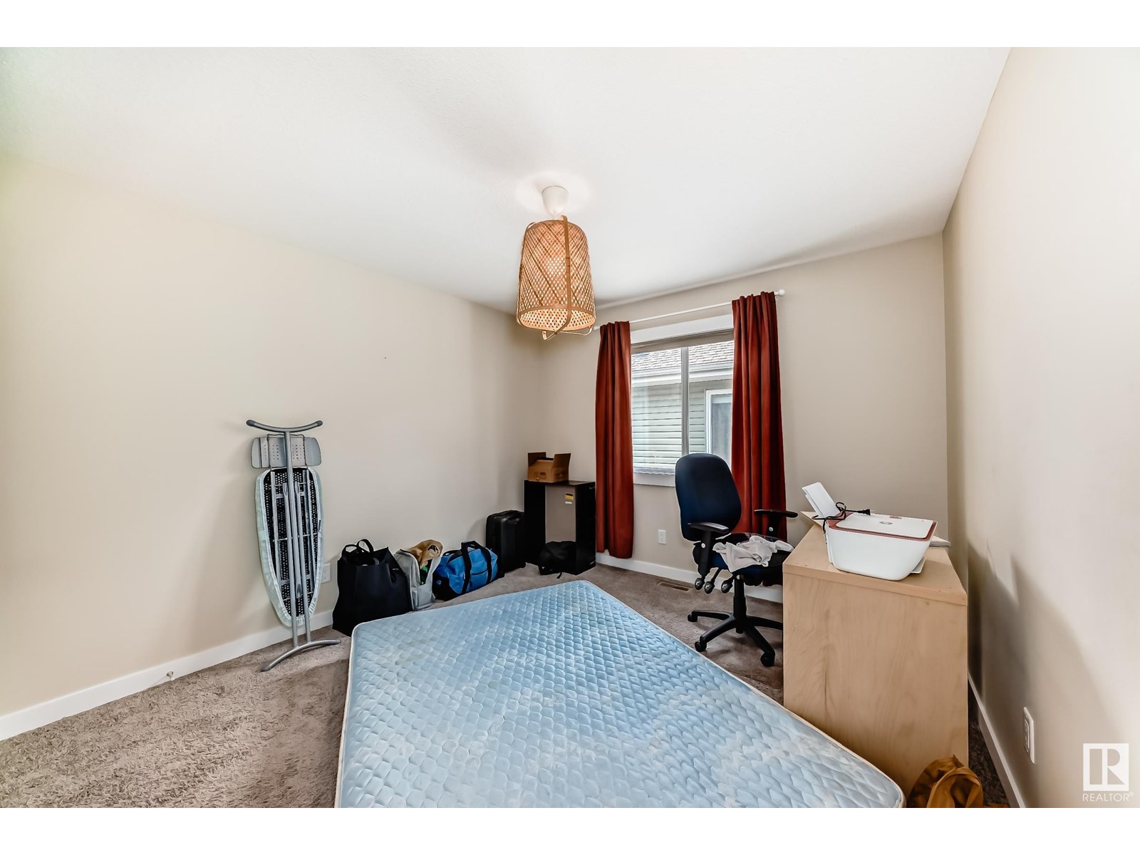 Photo 27 of 723 57 St Sw, Edmonton AB