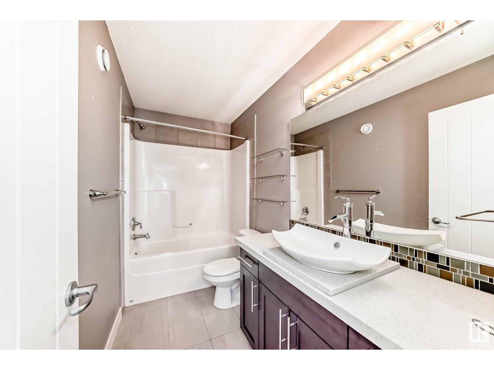 Photo 28 of 723 57 St Sw, Edmonton AB