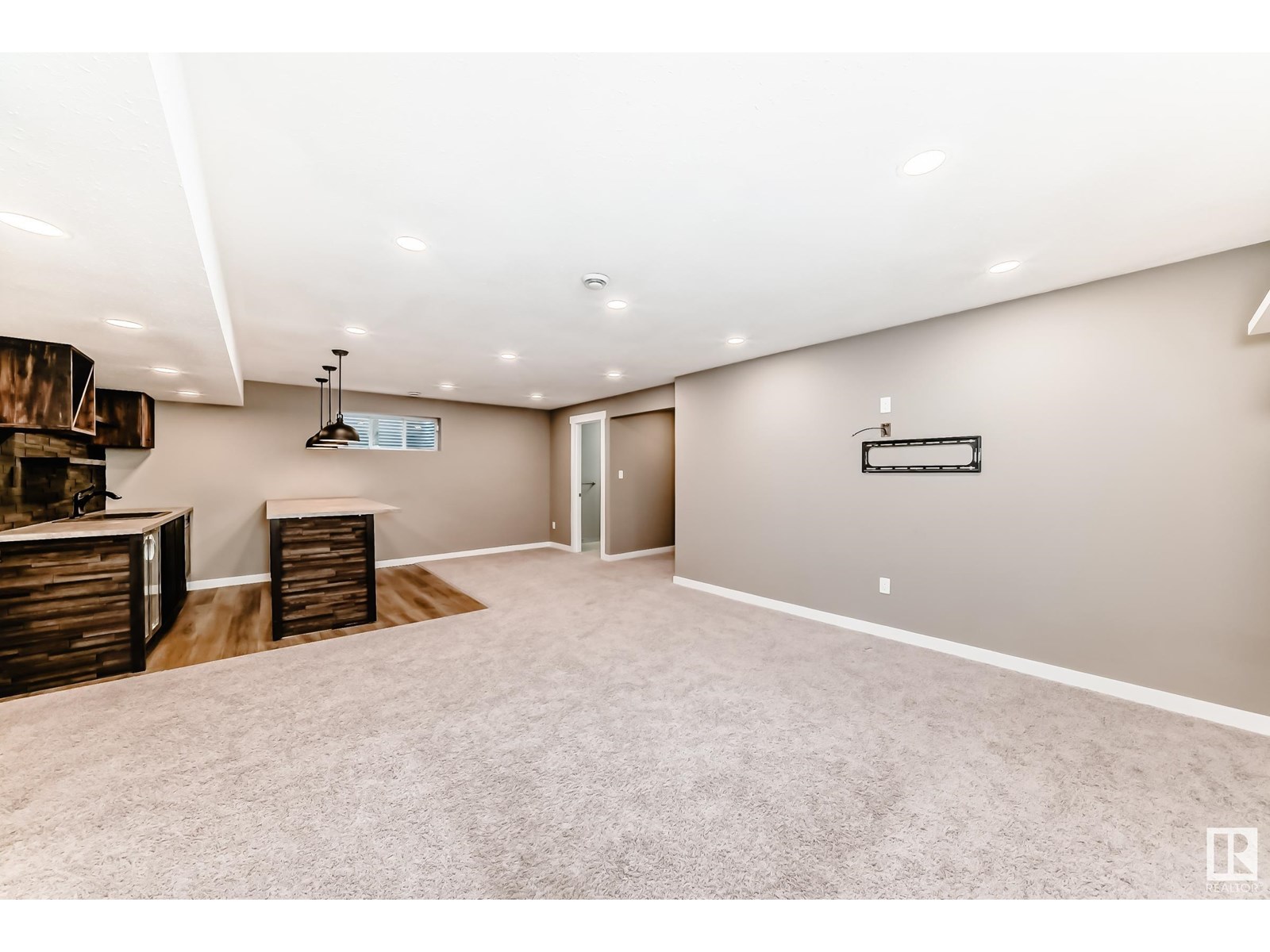Photo 38 of 723 57 St Sw, Edmonton AB