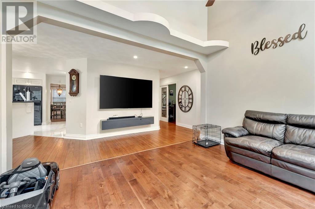 Photo 17 of 17 Lee Arn Court, Lynedoch ON