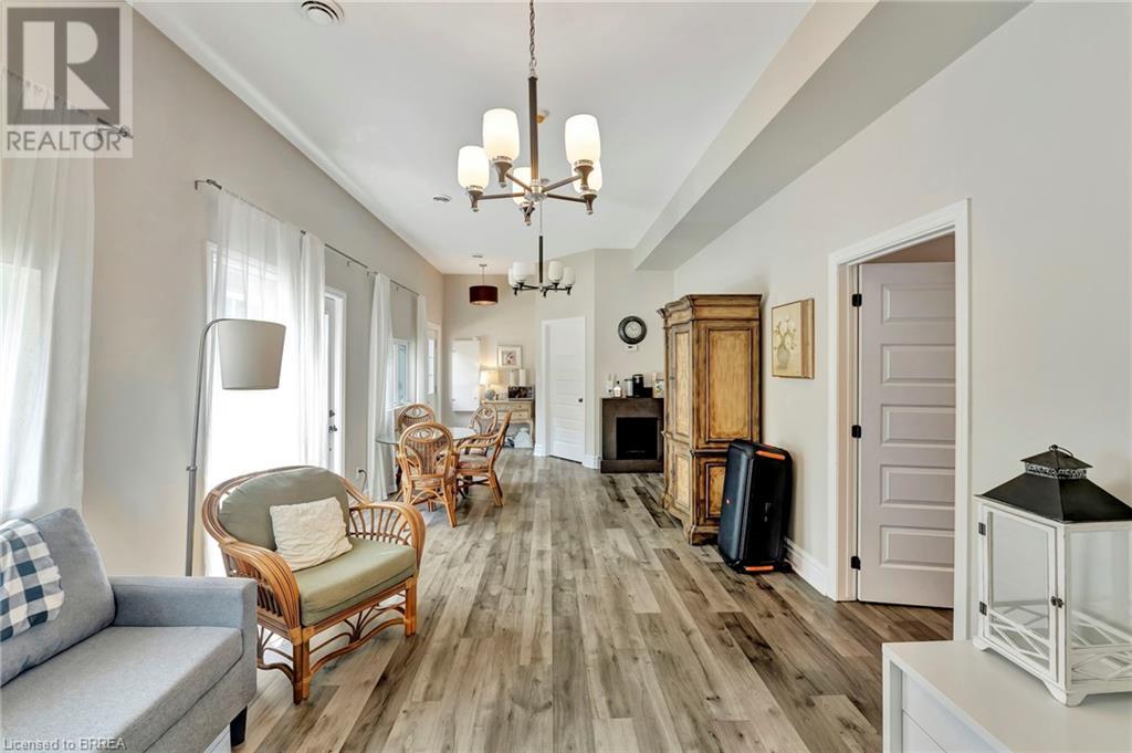 Photo 6 of 17 Lee Arn Court, Lynedoch ON