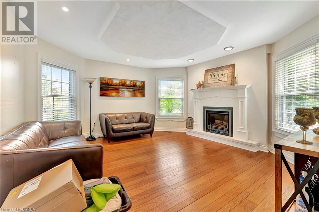 Photo 7 of 17 Lee Arn Court, Lynedoch ON