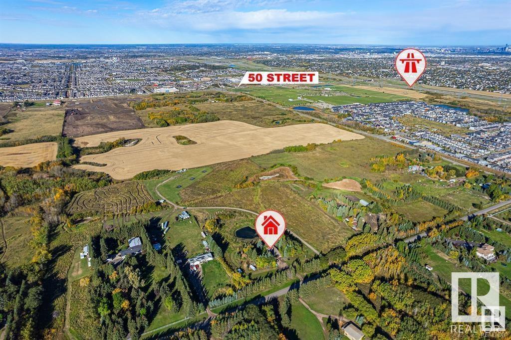 Photo 2 of 1450 34 St Sw, Edmonton AB