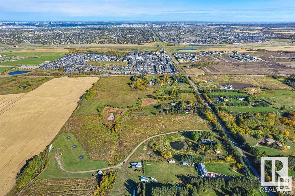 Photo 16 of 1450 34 St Sw, Edmonton AB