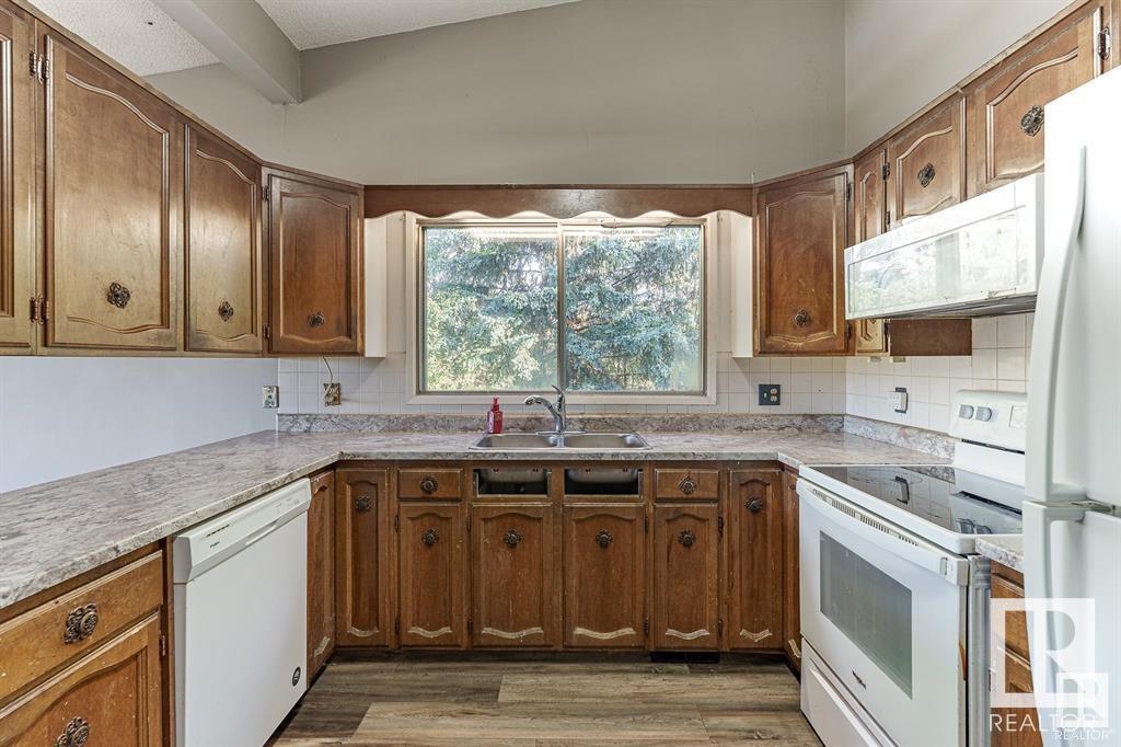 Photo 40 of 1450 34 St Sw, Edmonton AB