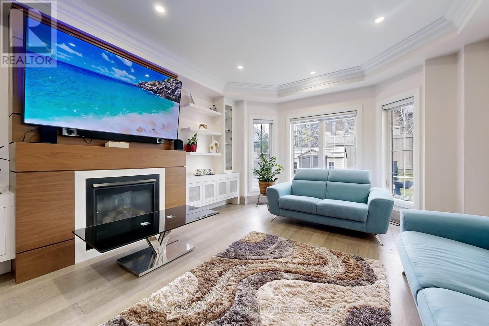 Single Family House for Sale in  PRINCESS ISABELLA COURT Vaughan (Patterson) 