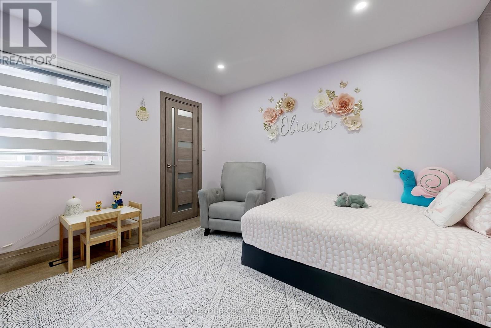Single Family House for Sale in  PRINCESS ISABELLA COURT Vaughan (Patterson) 