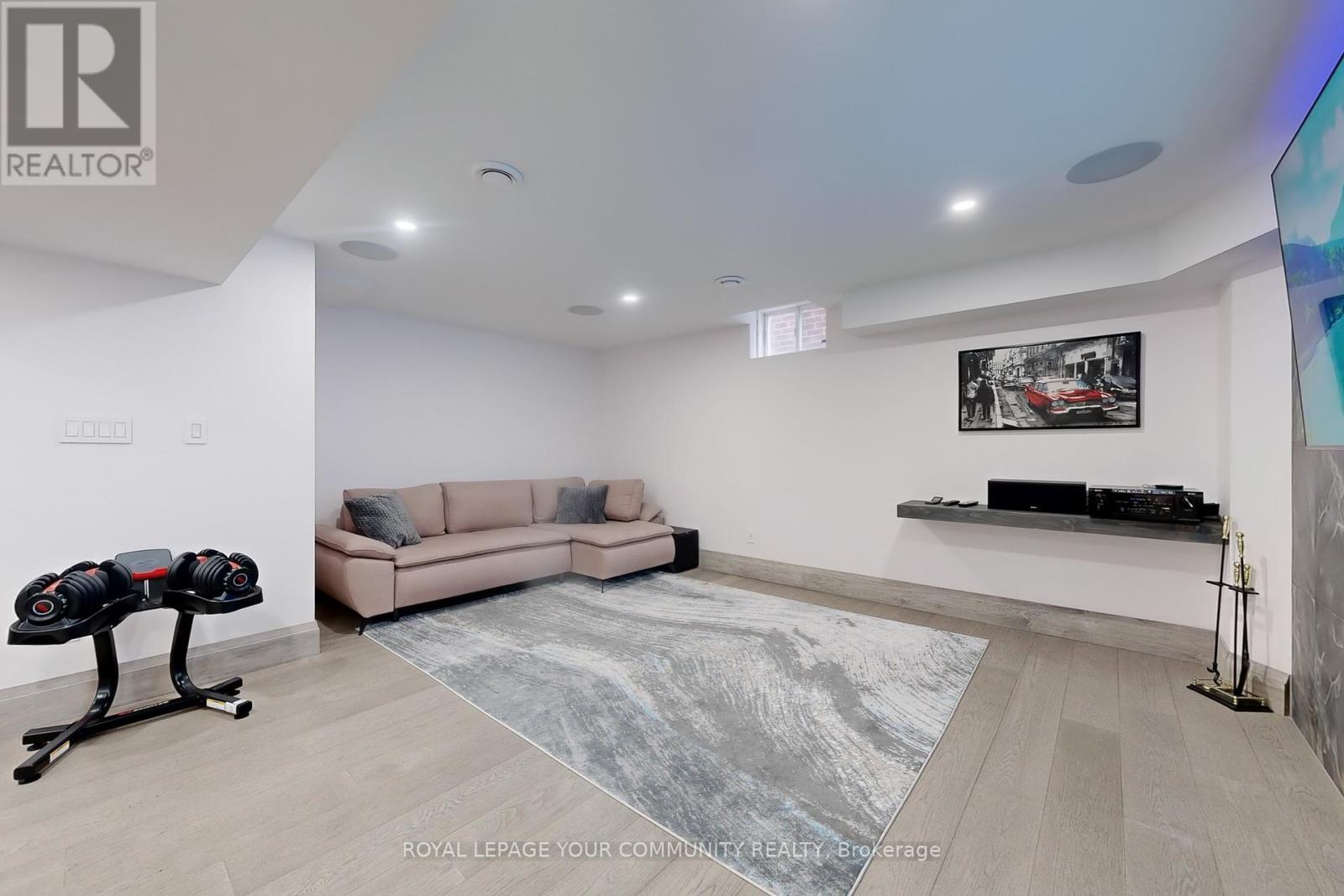 Single Family House for Sale in  PRINCESS ISABELLA COURT Vaughan (Patterson) 