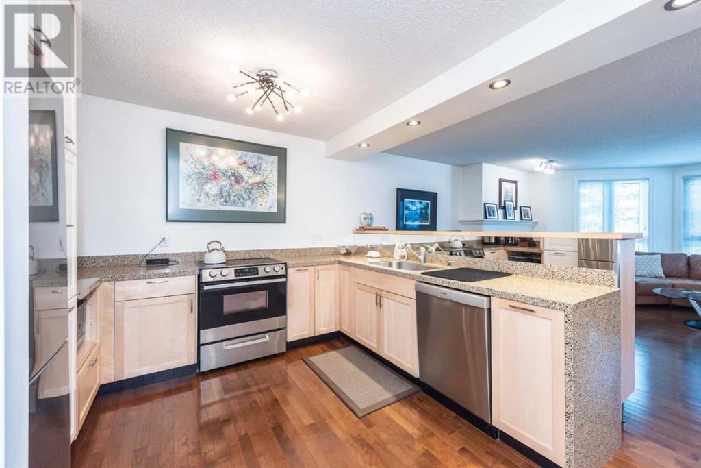 8402, 400 Eau Claire Avenue SW, Calgary, Alberta