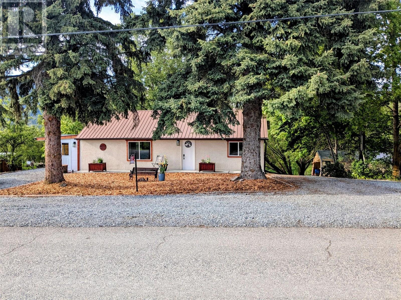 Photo 25 of 4152 51 Street, Creston BC