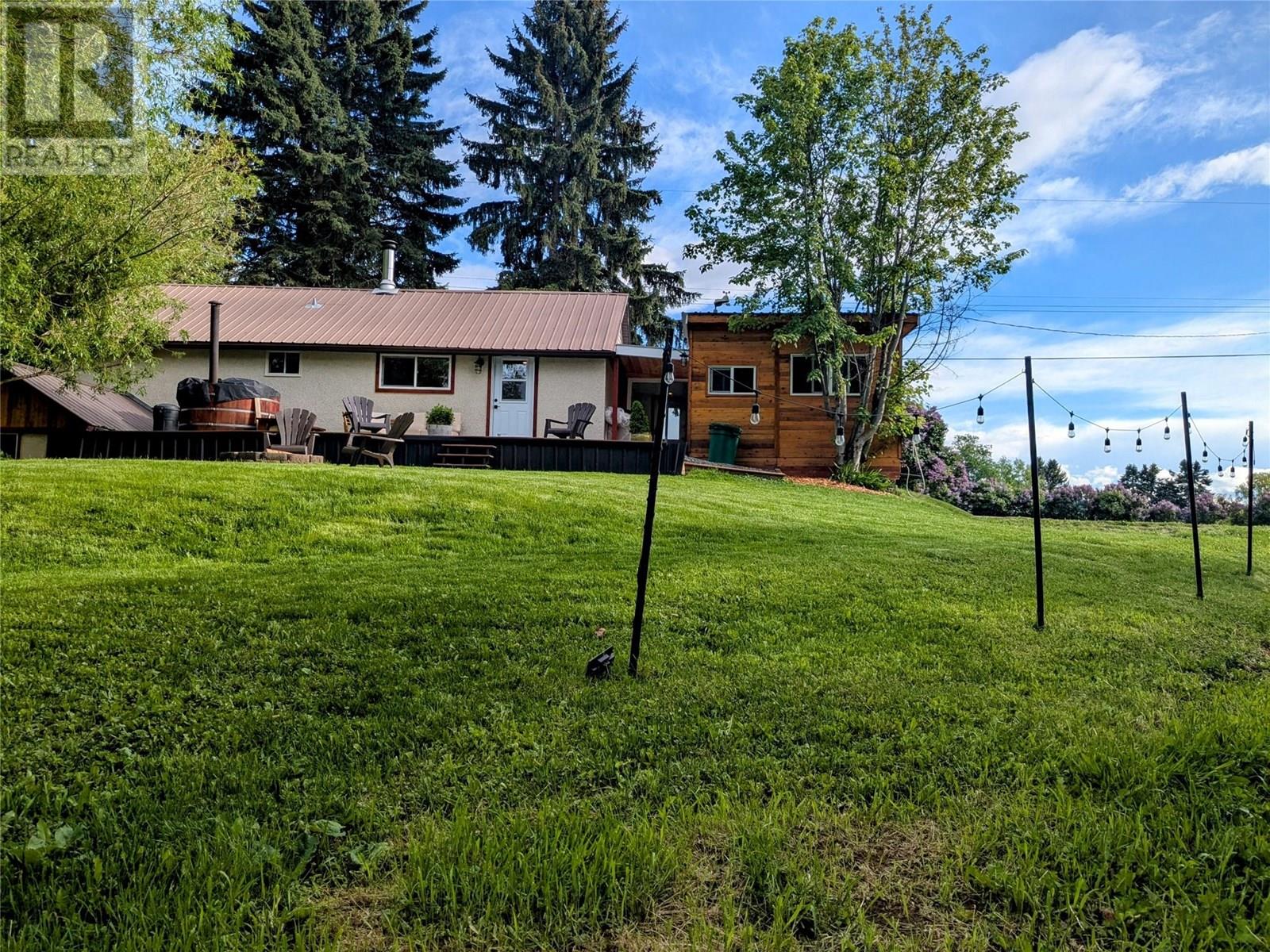 Photo 27 of 4152 51 Street, Creston BC