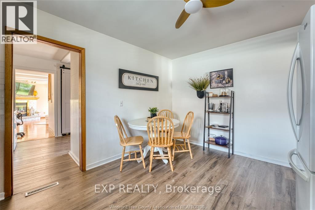 Photo 13 of 337 Evelyn Street, Lakeshore ON