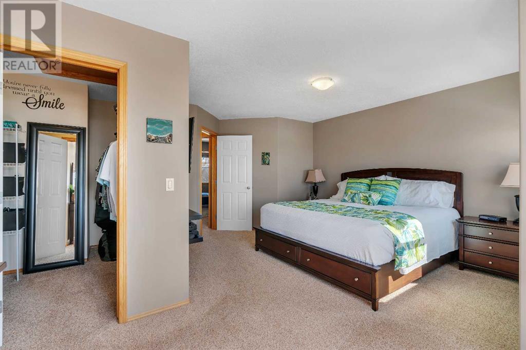 Single Family House for Sale in  Royal Abbey Court NW Royal Oak Calgary 