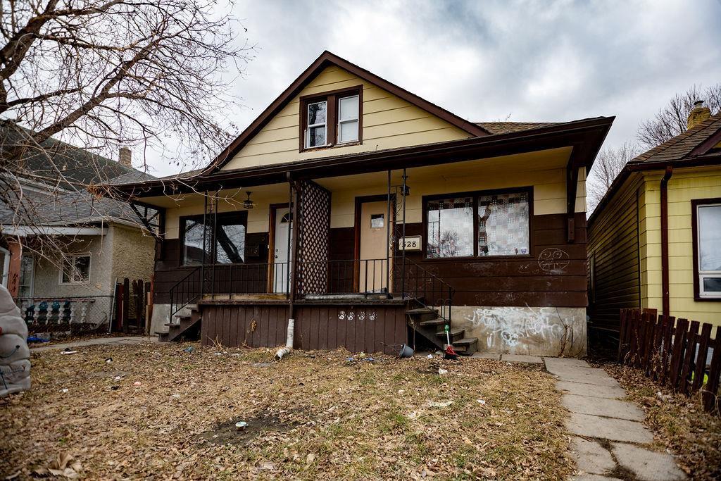 Photo 1 of 526 Simcoe Street, Winnipeg MB