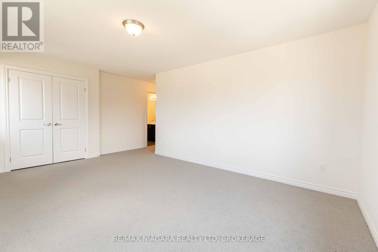 Photo 28 of 25 Oriole Crescent, Port Colborne ON