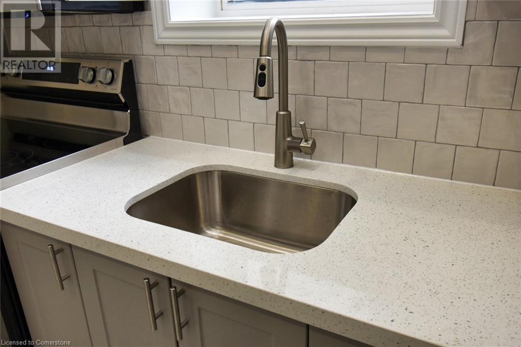 Photo 9 of 98 Duke Street Unit 2, Hamilton ON