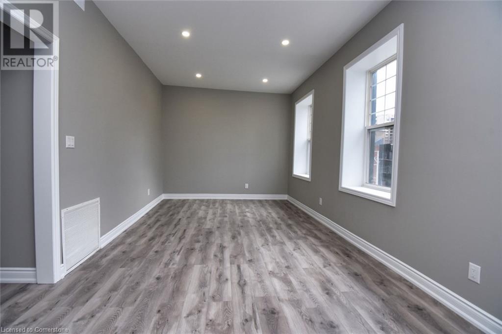 Photo 7 of 98 Duke Street Unit 2, Hamilton ON