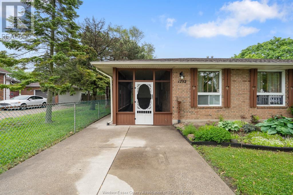 Photo 29 of 1752 Norman Road, Windsor ON
