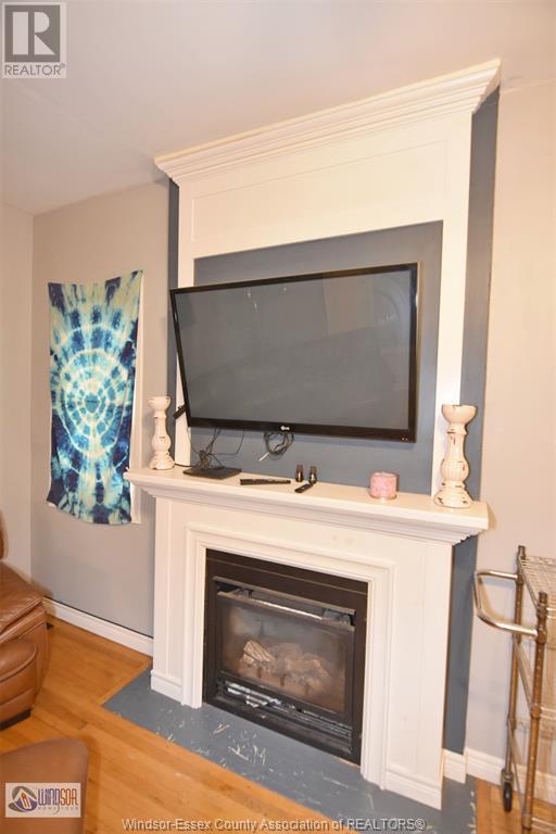 Photo 13 of 1453 55 Wyandotte St E, Windsor ON
