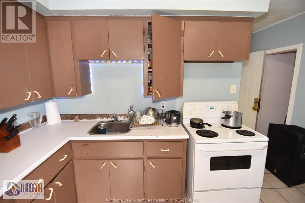 Photo 20 of 1453 55 Wyandotte St E, Windsor ON