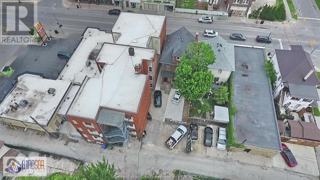 Photo 35 of 1453 55 Wyandotte St E, Windsor ON