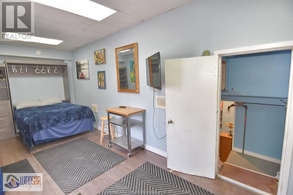 Photo 9 of 1453 55 Wyandotte St E, Windsor ON