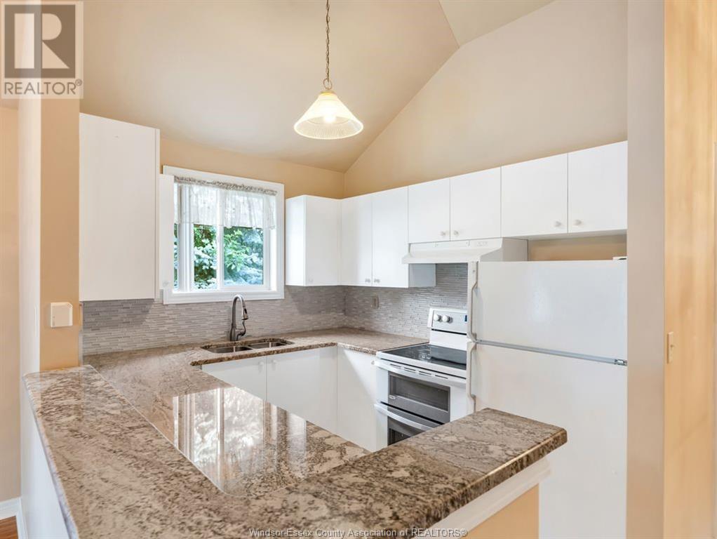 Photo 36 of 3705 Prairie Court, Windsor ON