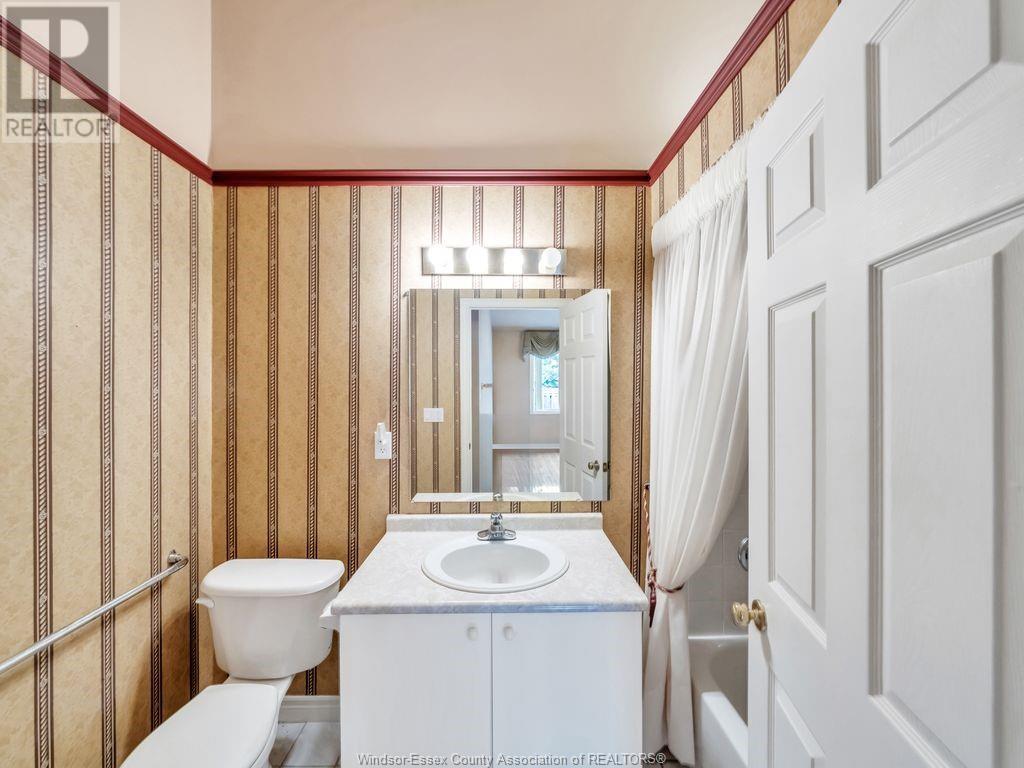 Photo 38 of 3705 Prairie Court, Windsor ON