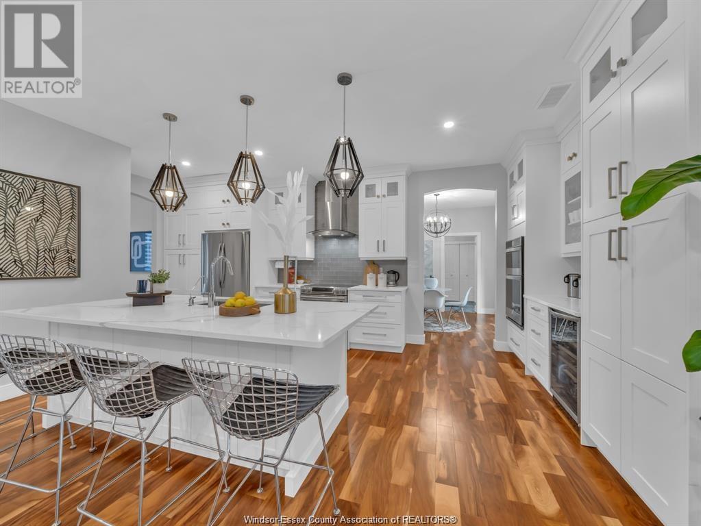 Photo 10 of 1083 Regency Crescent, Lakeshore ON