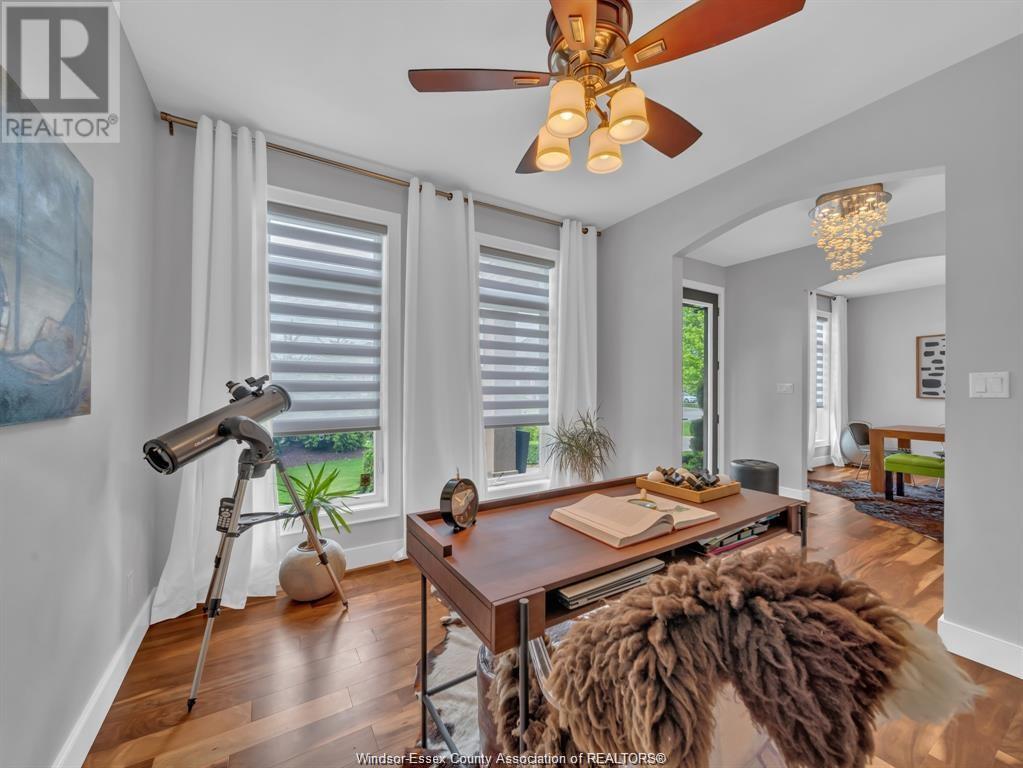 Photo 18 of 1083 Regency Crescent, Lakeshore ON