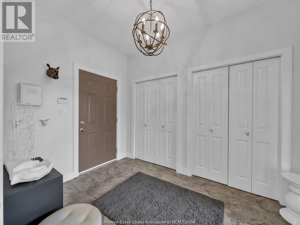 Photo 20 of 1083 Regency Crescent, Lakeshore ON
