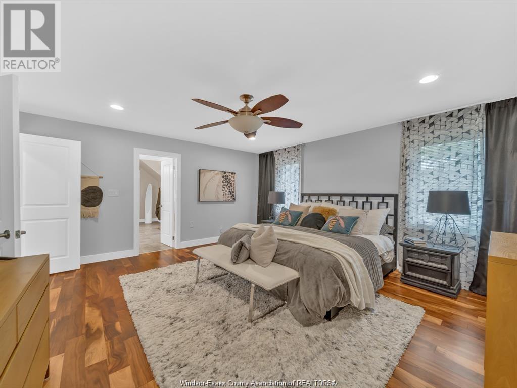 Photo 25 of 1083 Regency Crescent, Lakeshore ON