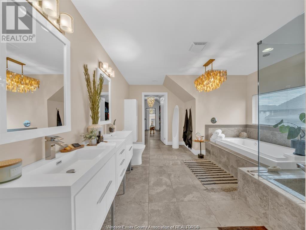 Photo 26 of 1083 Regency Crescent, Lakeshore ON