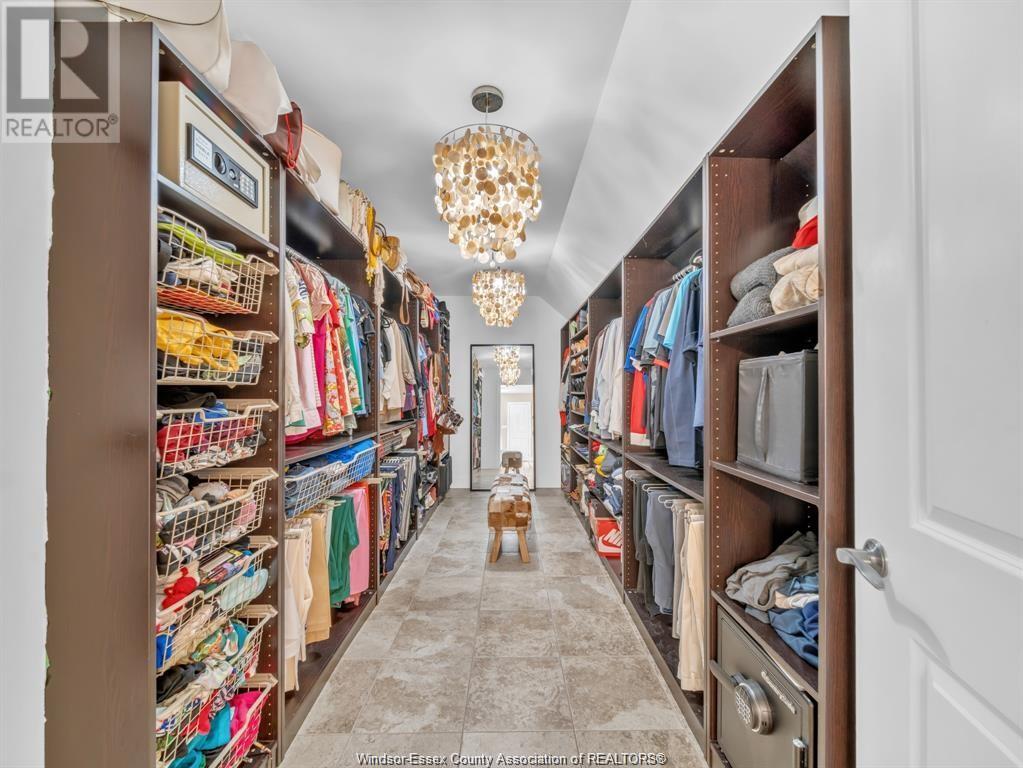 Photo 29 of 1083 Regency Crescent, Lakeshore ON