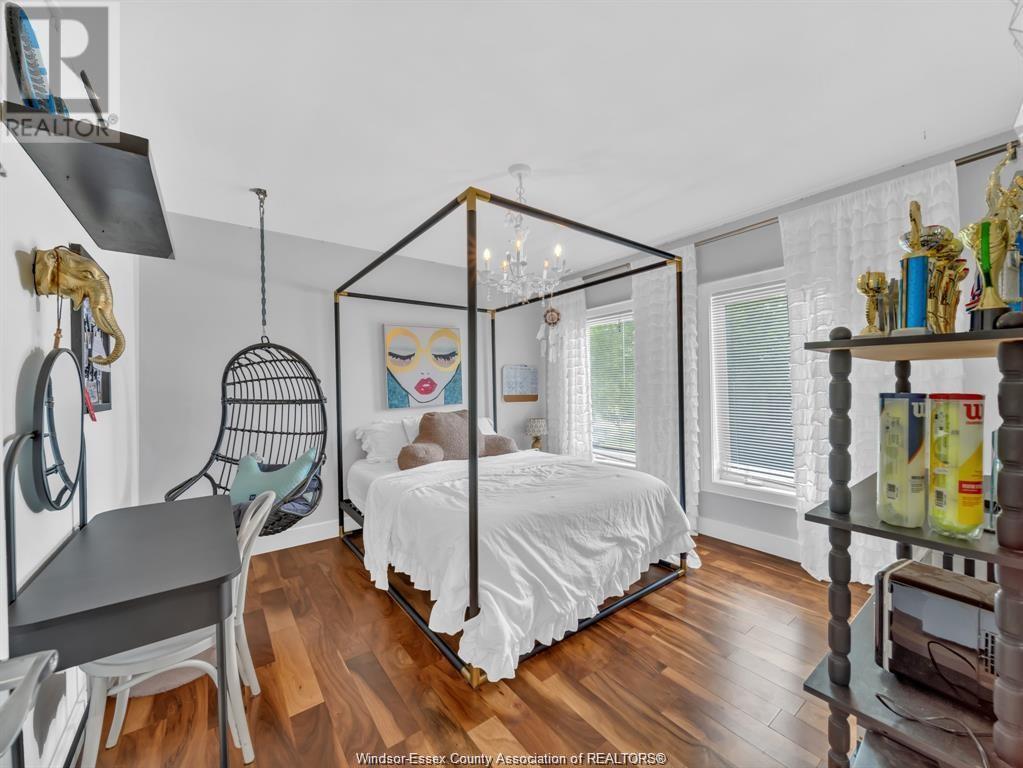 Photo 30 of 1083 Regency Crescent, Lakeshore ON