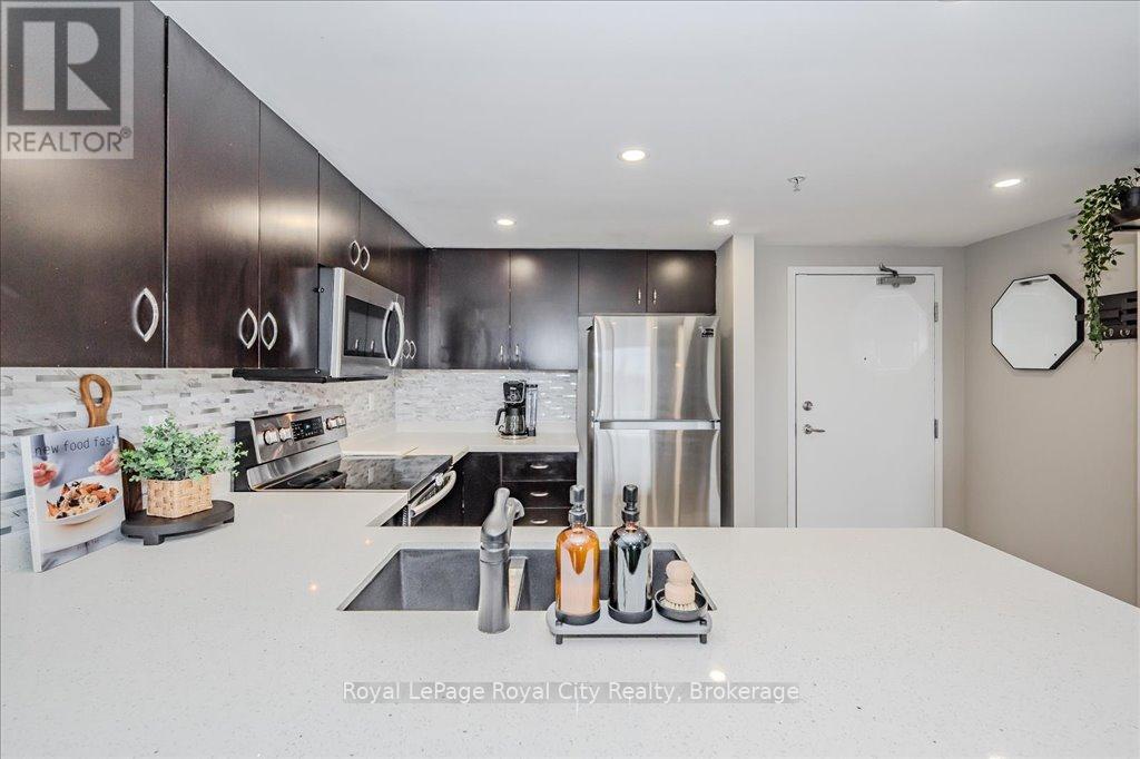 Photo 13 of 403 41 Goodwin Drive, Guelph ON