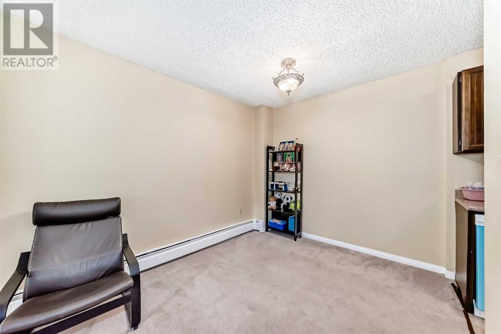 Single Family House for Sale in    Avenue SW Haysboro Calgary 