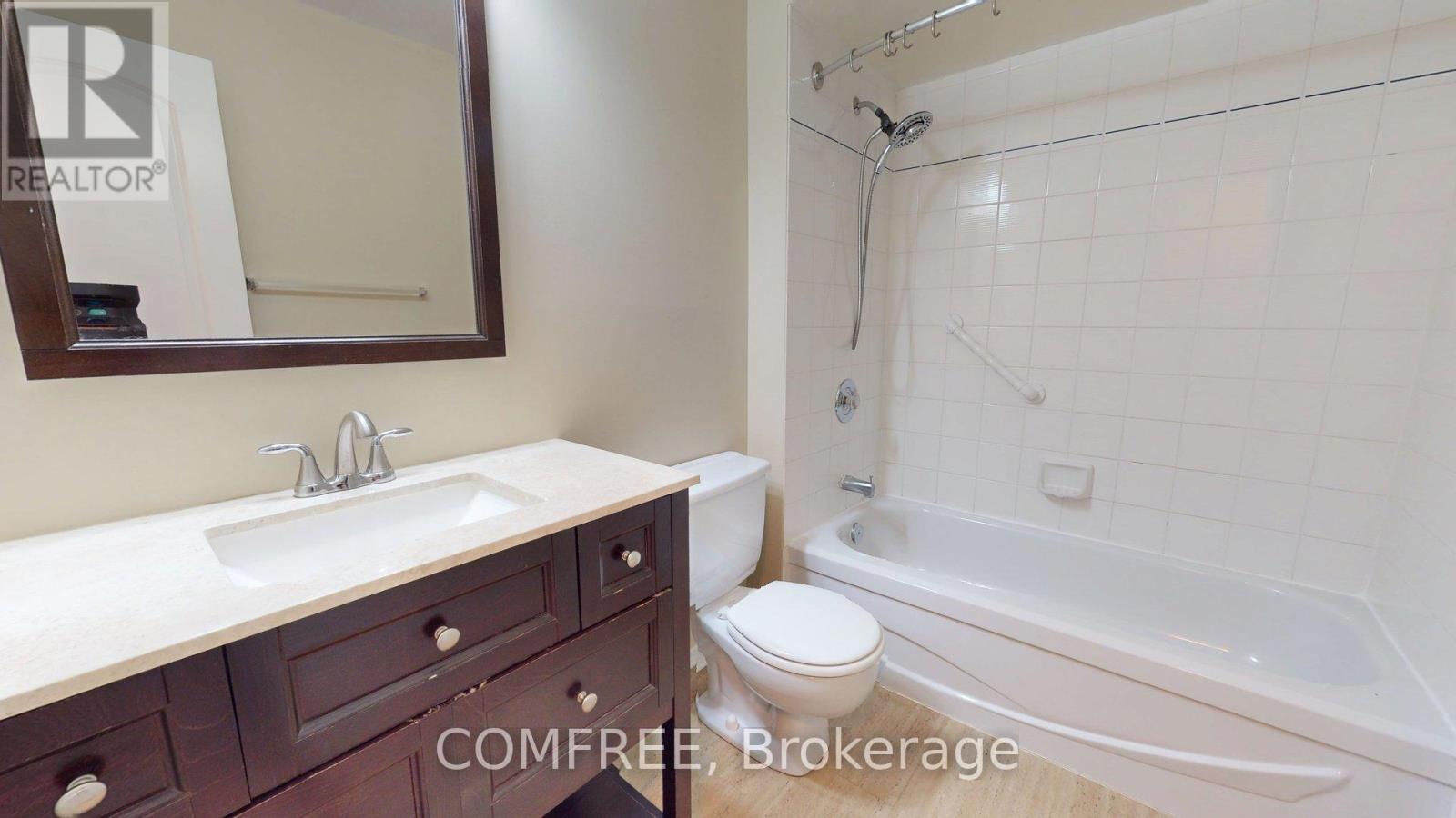 Photo 14 of 4 4 Waterfall Lane, Ottawa ON