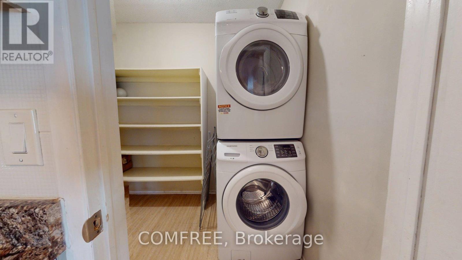 Photo 13 of 4 4 Waterfall Lane, Ottawa ON