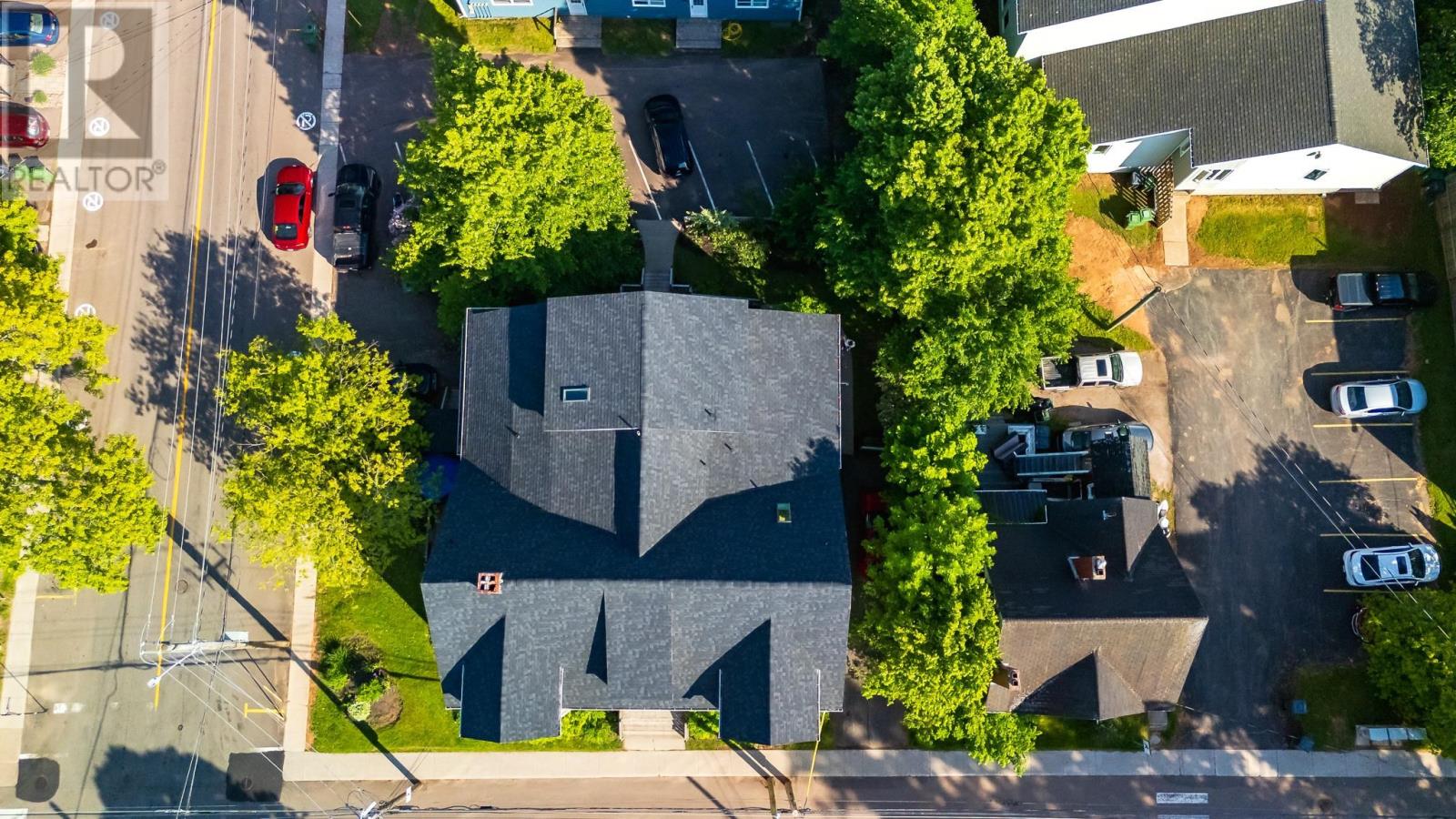 Photo 2 of 1 202 Euston Street, Charlottetown PE
