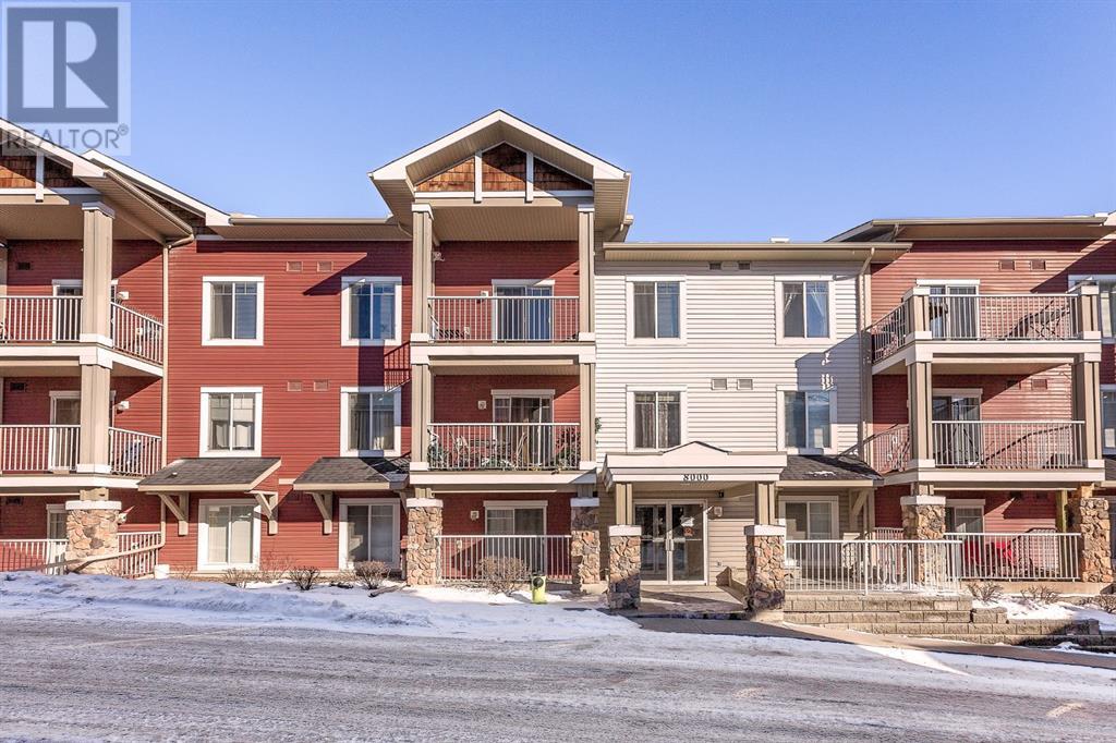 8313, 70 Panamount Drive NW, Calgary, Alberta